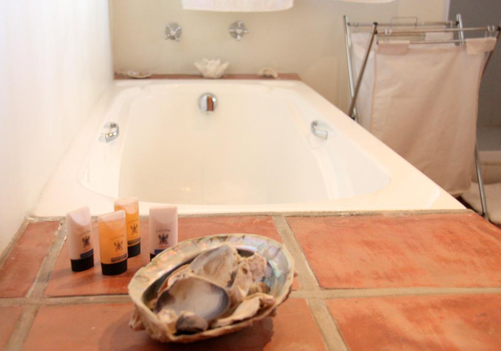 Calais Wine Estate Guest House Парл Екстериор снимка