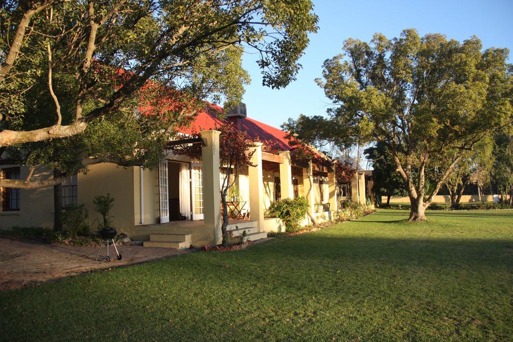 Calais Wine Estate Guest House Парл Екстериор снимка